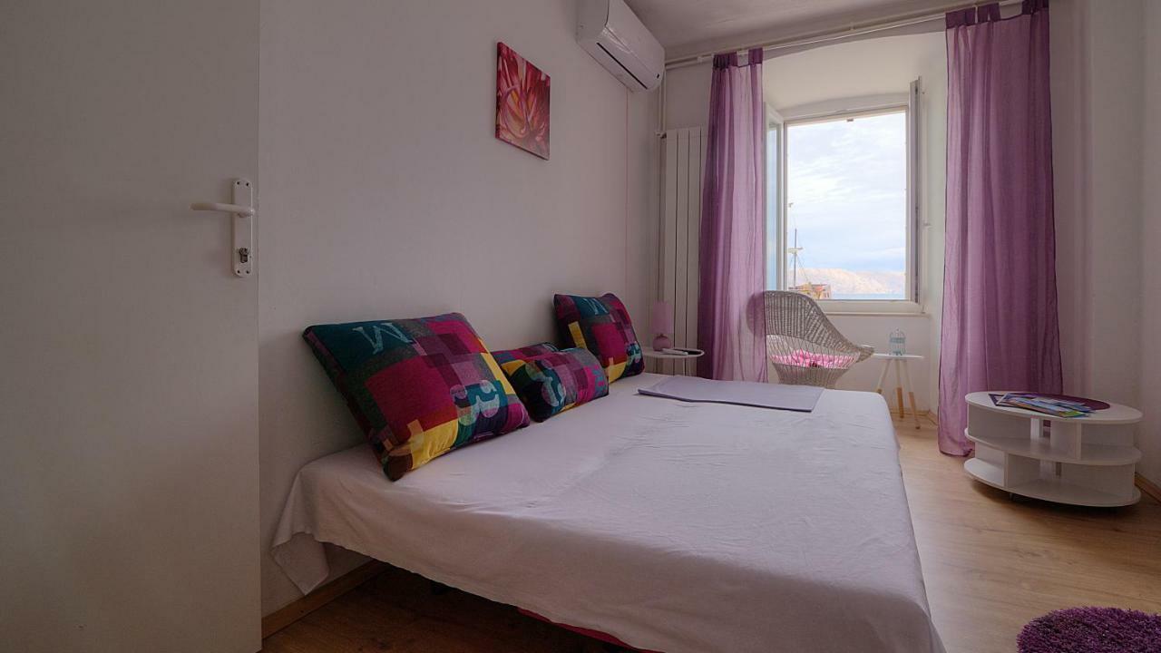 Apartments & Rooms Josephine Сень Екстер'єр фото